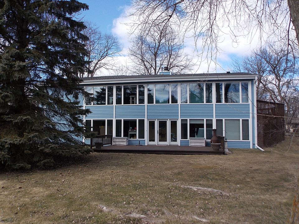 Rear view overlooking lake