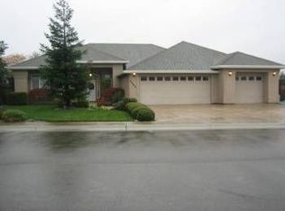 2550 Crescent Moon Ct, Redding, CA 96001