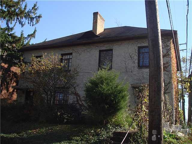 1st image of 25 W Patterson Ave