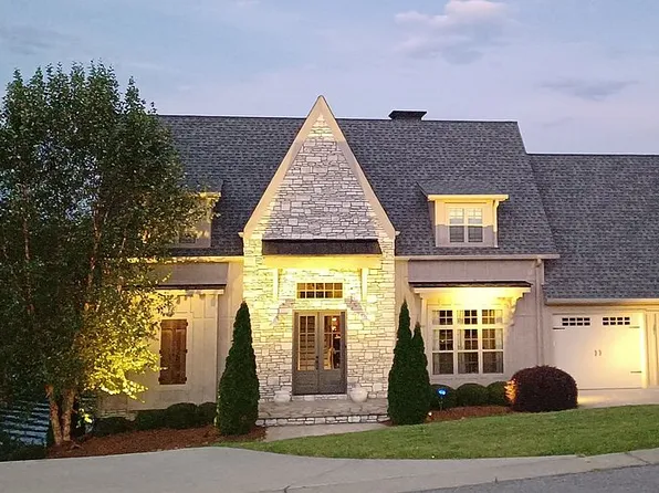 381 Aqua Dr, Wedowee, AL 36278