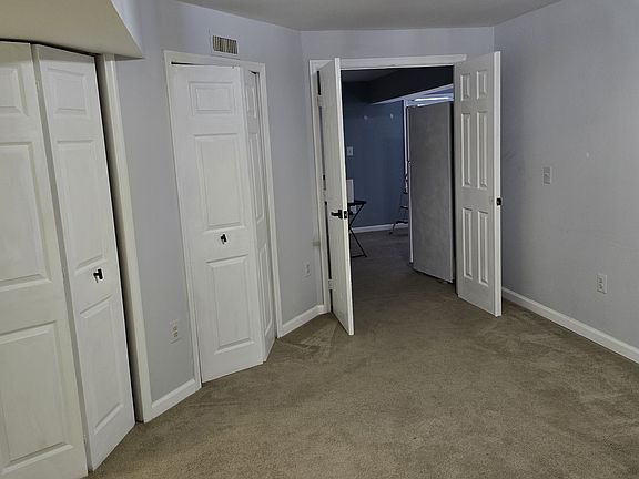 4th image of 16088 Olmstead Ln #1