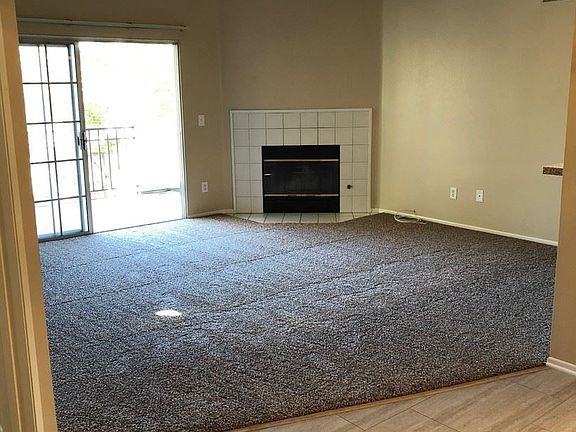 5th image of 24153 Del Monte Dr Unit 350