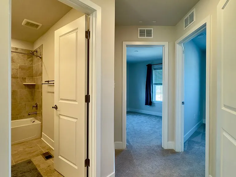 2115 Woodlands Rd — Photo 15