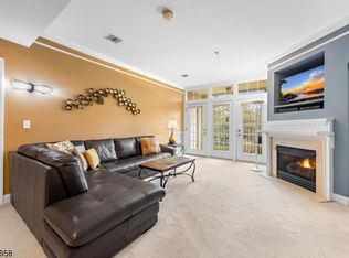 7103 Ravenscroft Rd #103, Clifton, NJ 07013