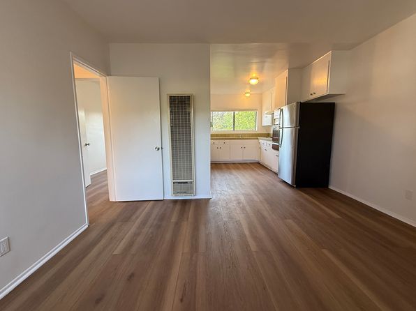 2233 Addison Way #4