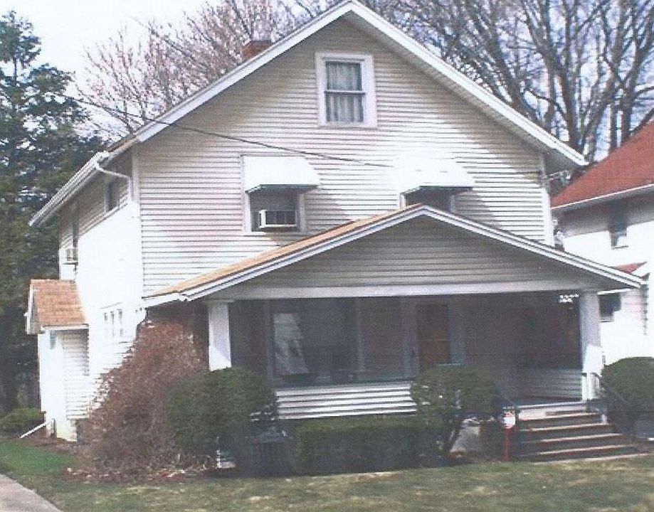 1st image of 179 Kenilworth Ave NE