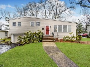 29 Fay Pl, Summit, NJ 07901