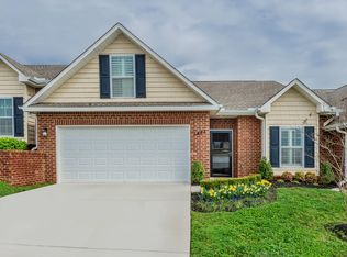 1442 Remington Grove Ln, Knoxville, TN 37909