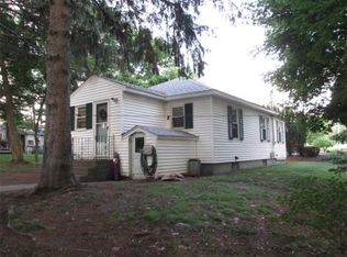 5674 Post Rd, East Greenwich, RI 02818