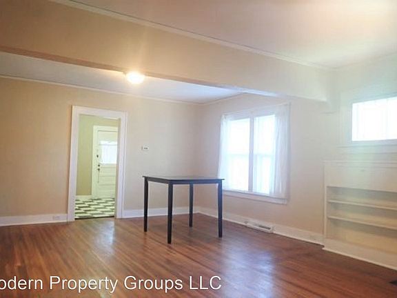 5th image of 206 S West Blvd