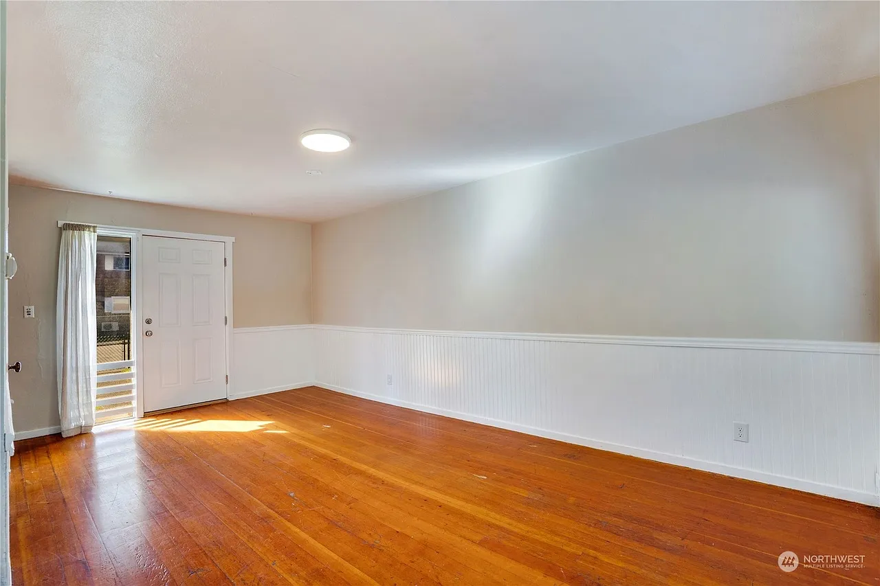 2 bed, 800 sqft, $1,700 — Photo 4