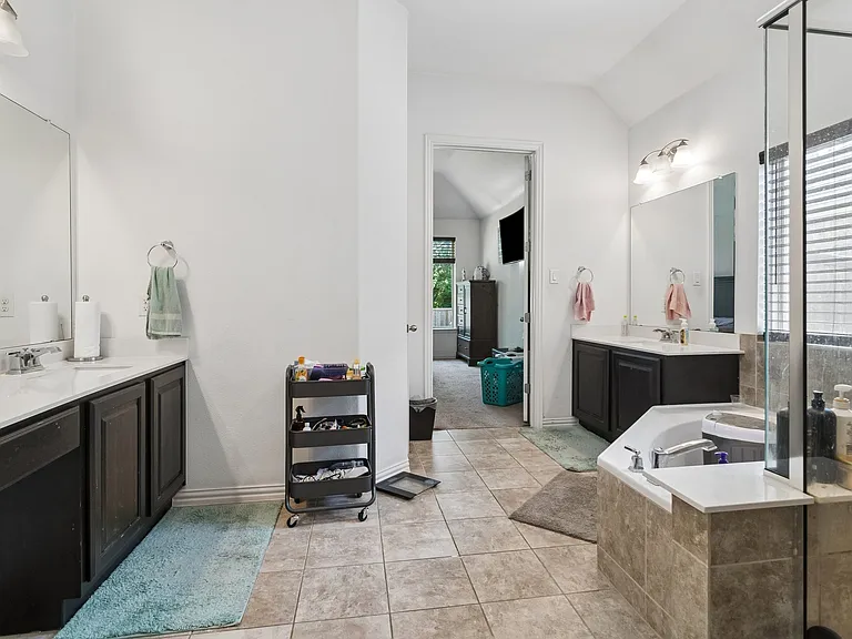 5517 Demi Sec Dr — Photo 8