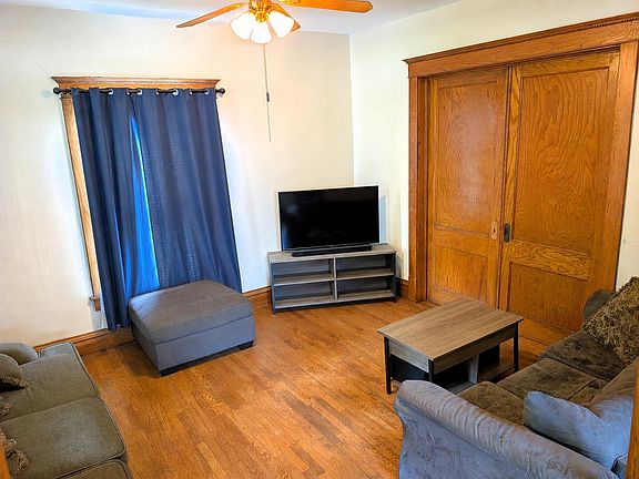 3rd image of 502 S 8th St