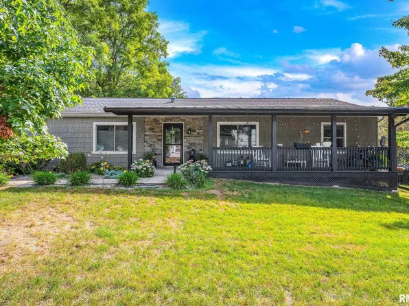 2127 W Dakota St, West Peoria, IL 61604
