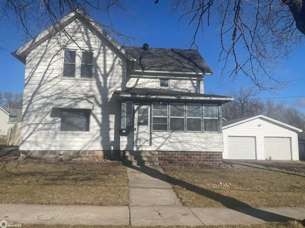 115 E Lucas St, Algona, IA 50511
