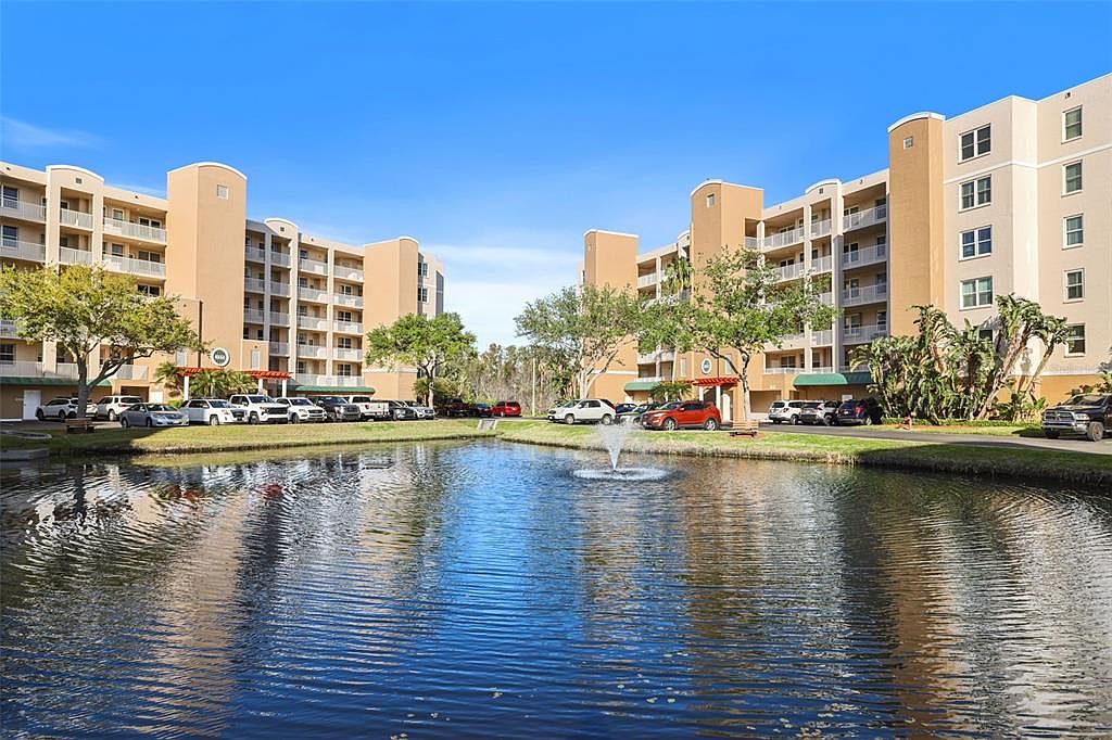 6495 Shoreline Dr APT 8106, Saint Petersburg, FL 33708 | Zillow