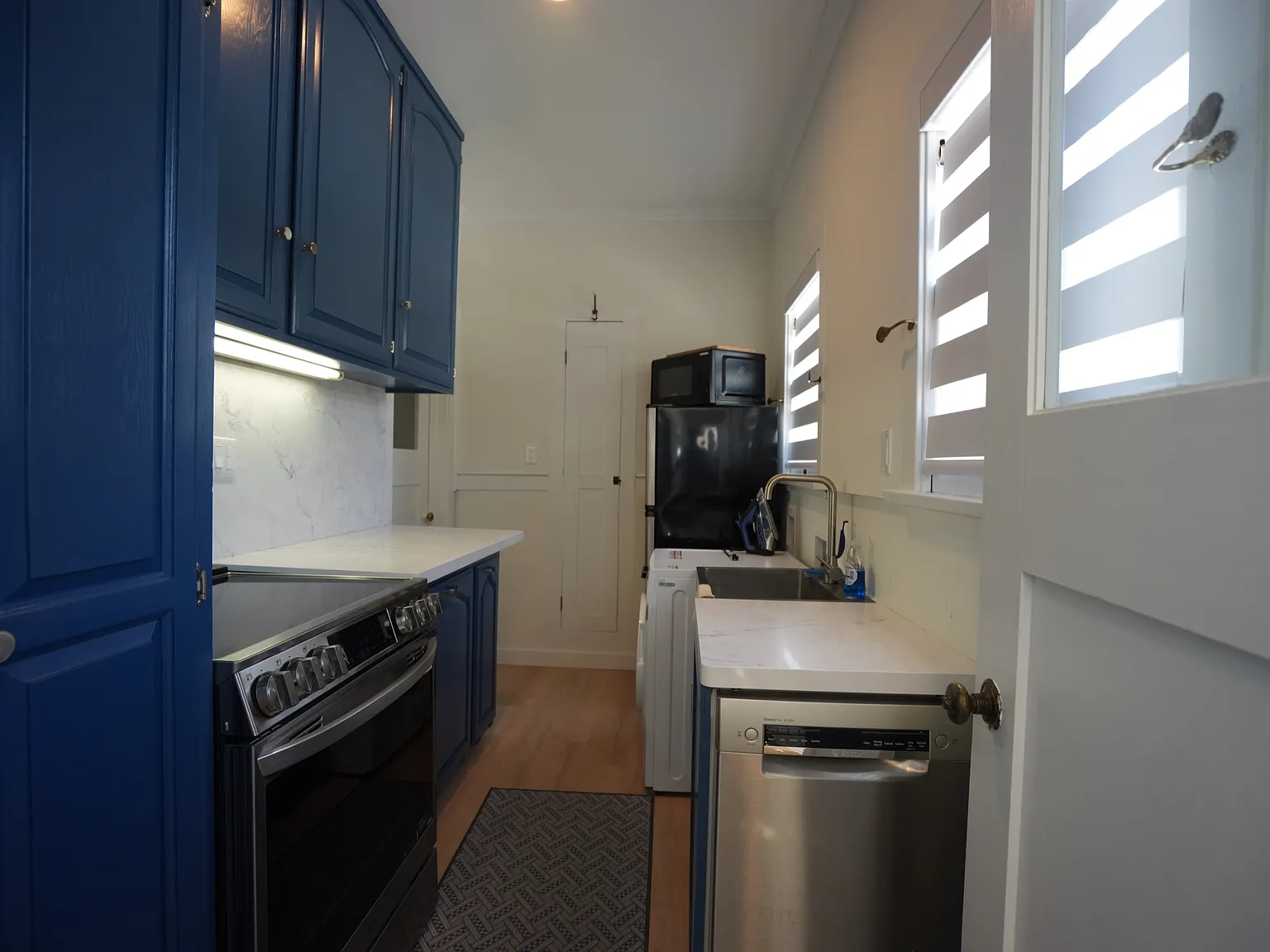 1 bed, 421 sqft, $2,675 — Photo 4