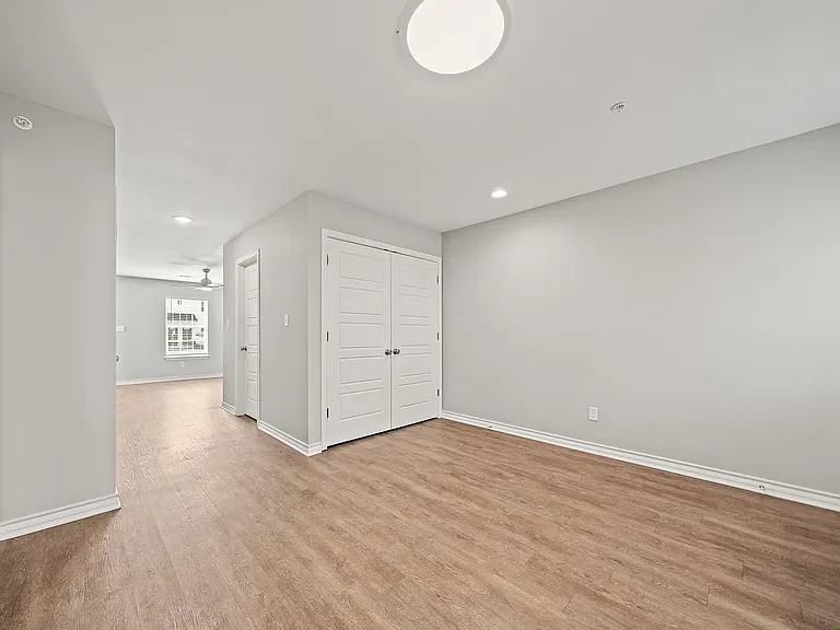 Springwood Townhomes — Photo 6