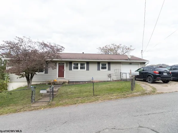 1552 Fairmont Ave, Clarksburg, WV 26301