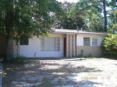 1st image of 300 Anderson Dr