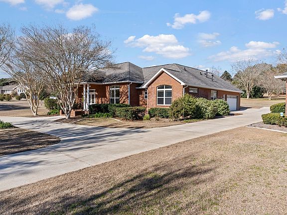 4th image of 2500 Lakefair Dr