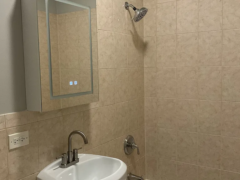 6549 S Minerva Ave #2S — Photo 17