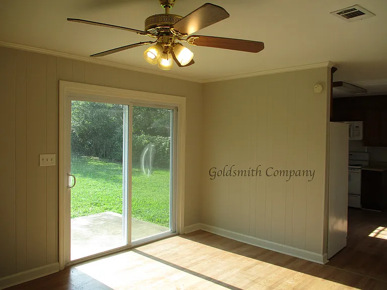 13 Lorena Dr — Photo 3