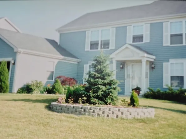 (undisclosed Address), Carpentersville, IL 60110