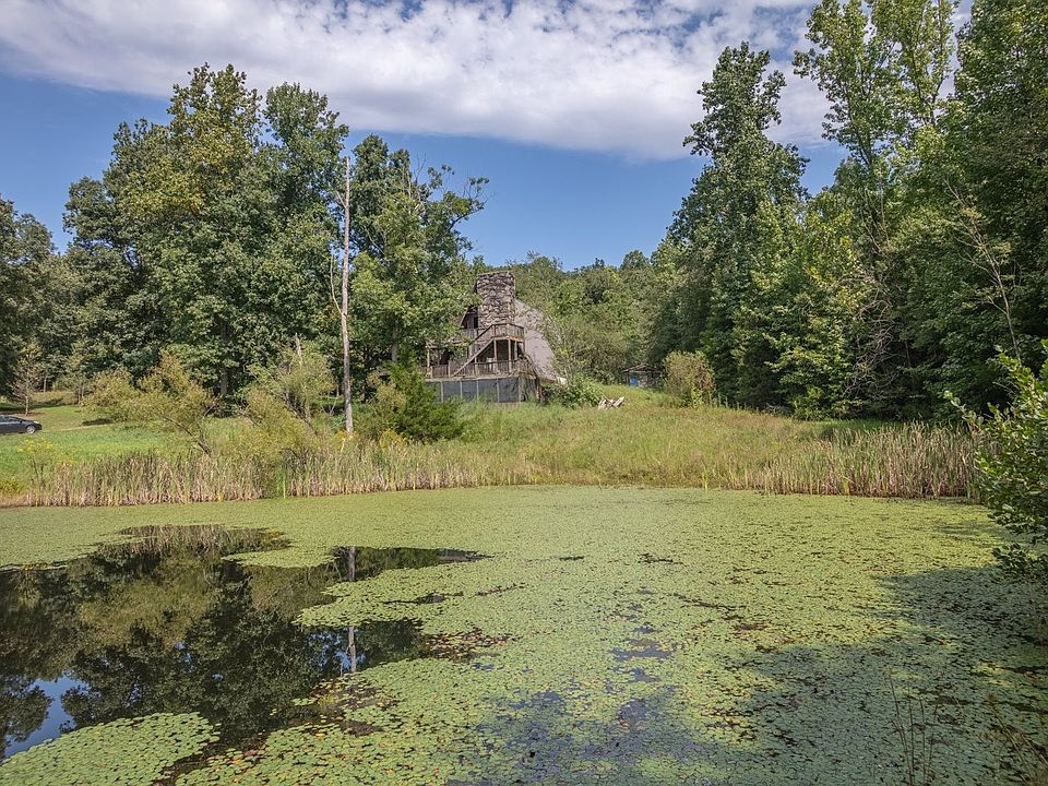 4th image of 156 Tracy Rd