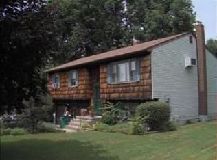 3 Forest Valley Rd, Pleasant Valley, NY 12569