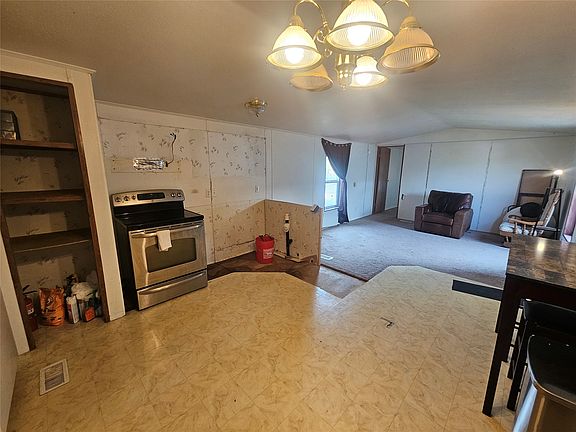4th image of 15385 Mullan Rd #11