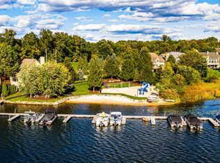 2700 Court Ln N, Howell, MI 48843