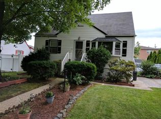 14 Allison Ave, Staten Island, NY 10306