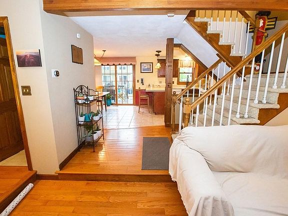 3rd image of 600 Wellman Ave #600