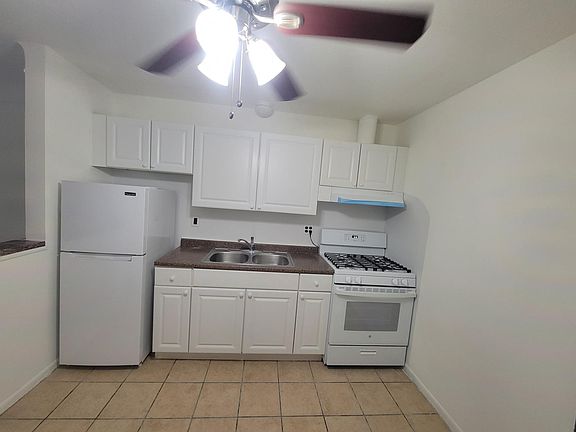4th image of 30428 Krauter St #4