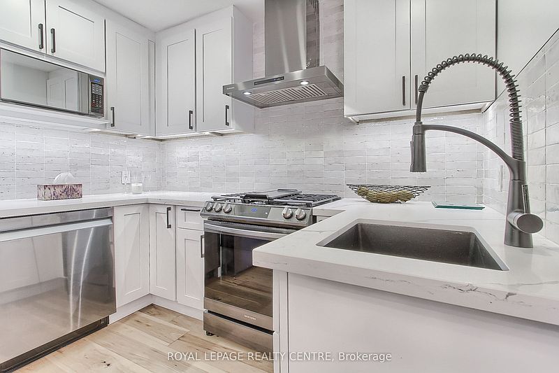Mississauga House for rent - 3 Bedrooms — photo 11