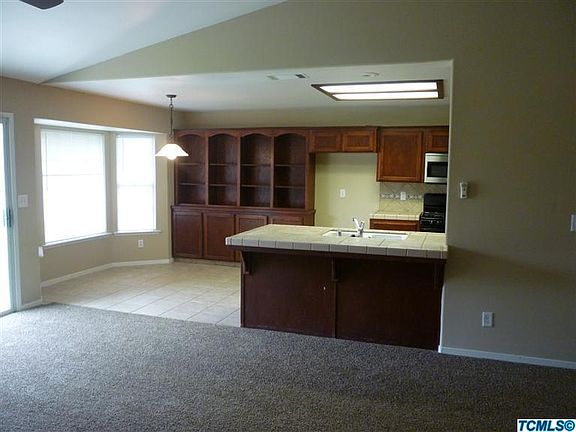 4th image of 1204 Briarwood Dr