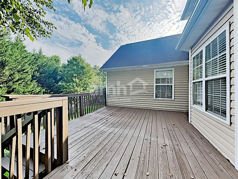 3201 Gaslight Ln — Photo 19