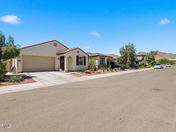4th image of 2064 N 210TH Avenue