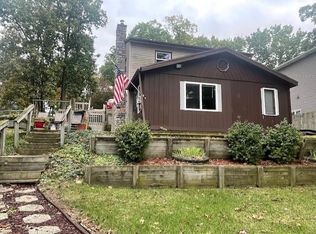 620 Ln 120 Lime Lk, Angola, IN 46703