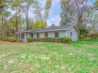 9 Abbey Ln, Beaufort, SC 29902