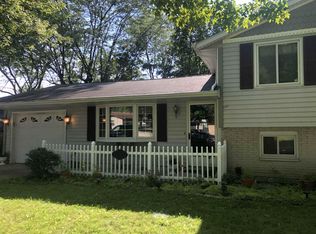 1580 Tartan Ln, New Haven, IN 46774