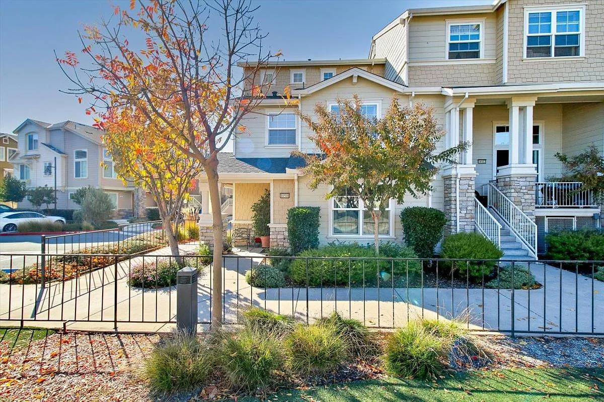 18508 Poppy Jasper Ln photo 1