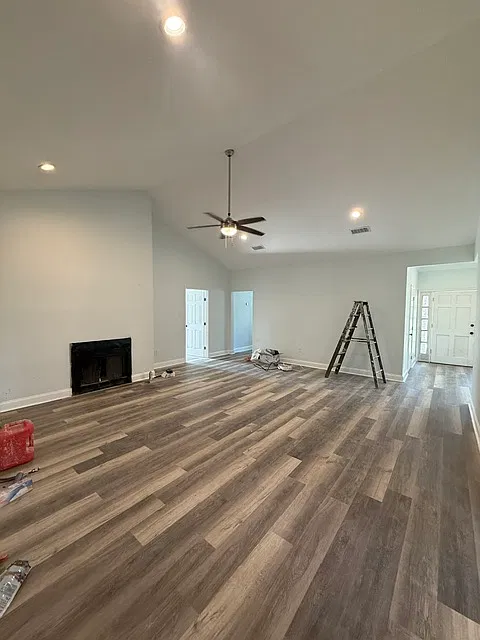 3 bed, 1900 sqft, $1,465 — Photo 3