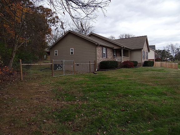 2nd image of 7821 Hill Rd