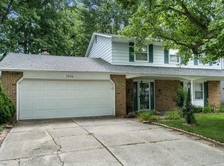 2316 Forest Valley Dr, Fort Wayne, IN 46815