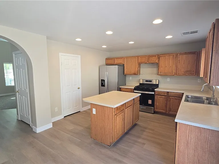 808 Rialto Hills Ave — Photo 7