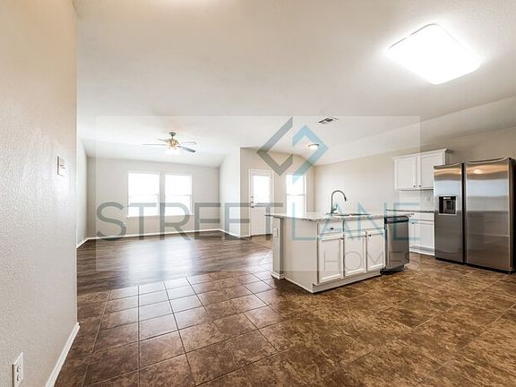 5th image of 717 Mallard Dr
