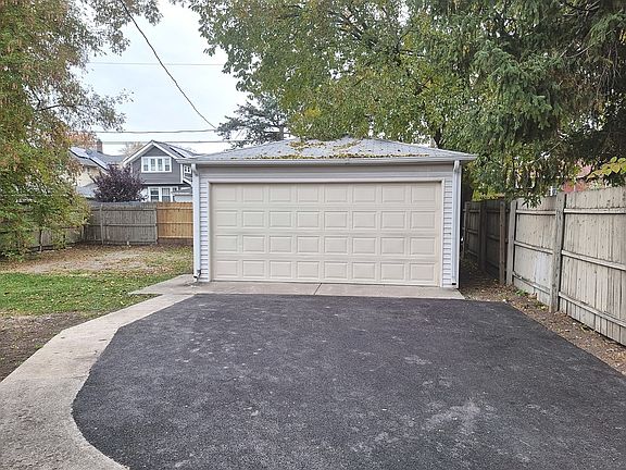 3rd image of 1510 S 2nd Ave
