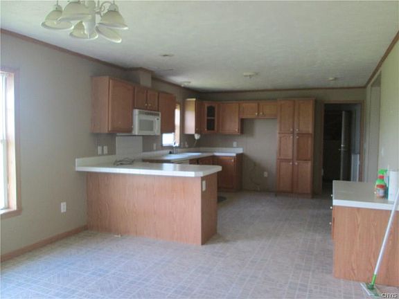 3rd image of 30 Dashnaw St